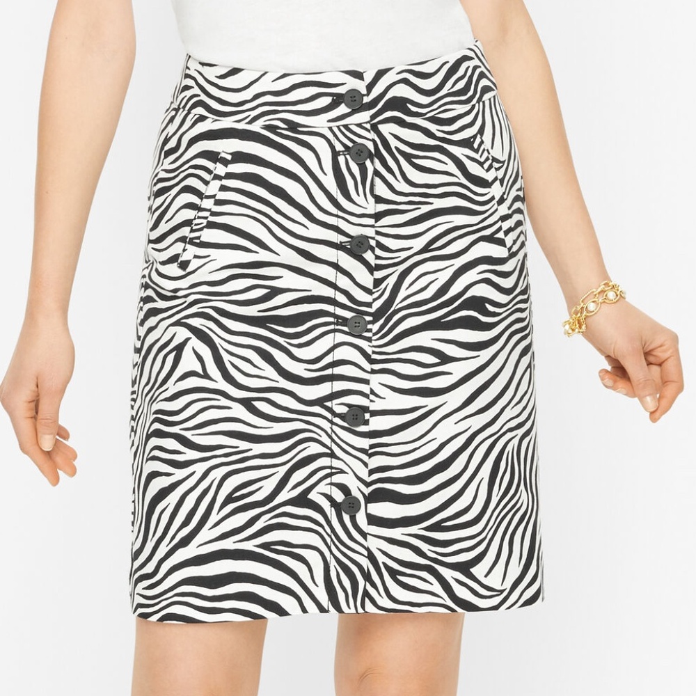 Talbots Button Front Allover Zebra Canvas Skirt S… - image 1